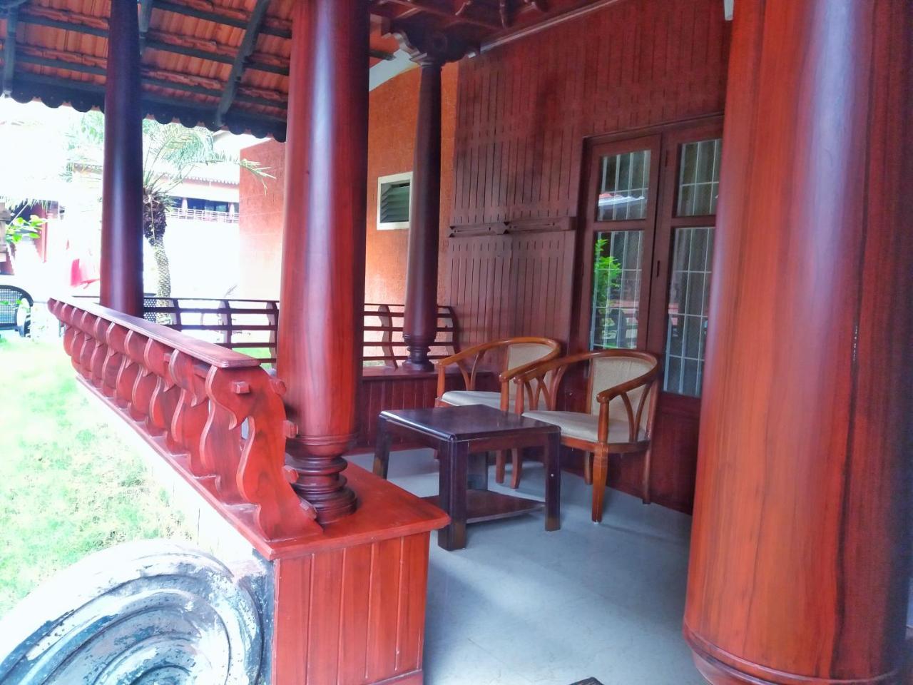 Nikhil Ayurvedic Heritage Ξενοδοχείο Varkala Εξωτερικό φωτογραφία
